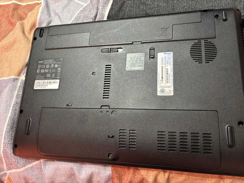 Лаптоп Acer Aspire 5733 15.6”