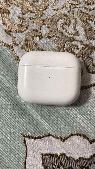 Продам AirPods 3