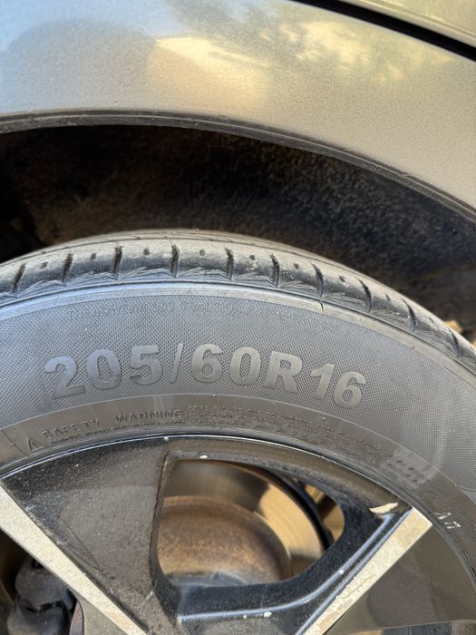 Диски шины комплект 4 штук R16 205/60