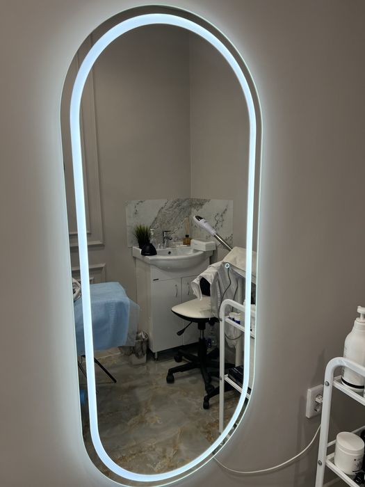 Продам зеркало округлое