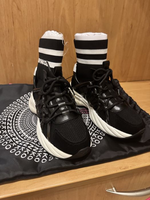 Чисто нови оригинални маратонки PINKO