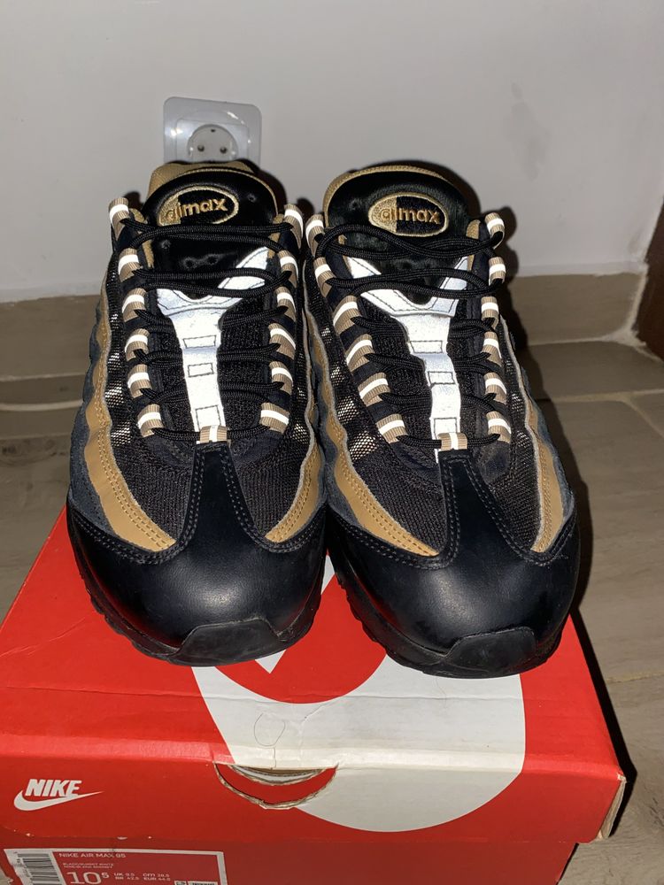 air max 95 black/elemental gold