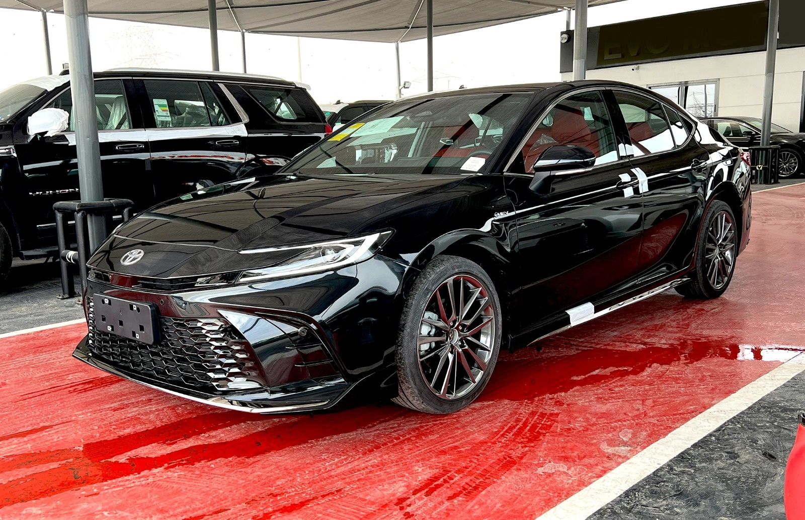 Toyota camry 2.5 hybrid 2025