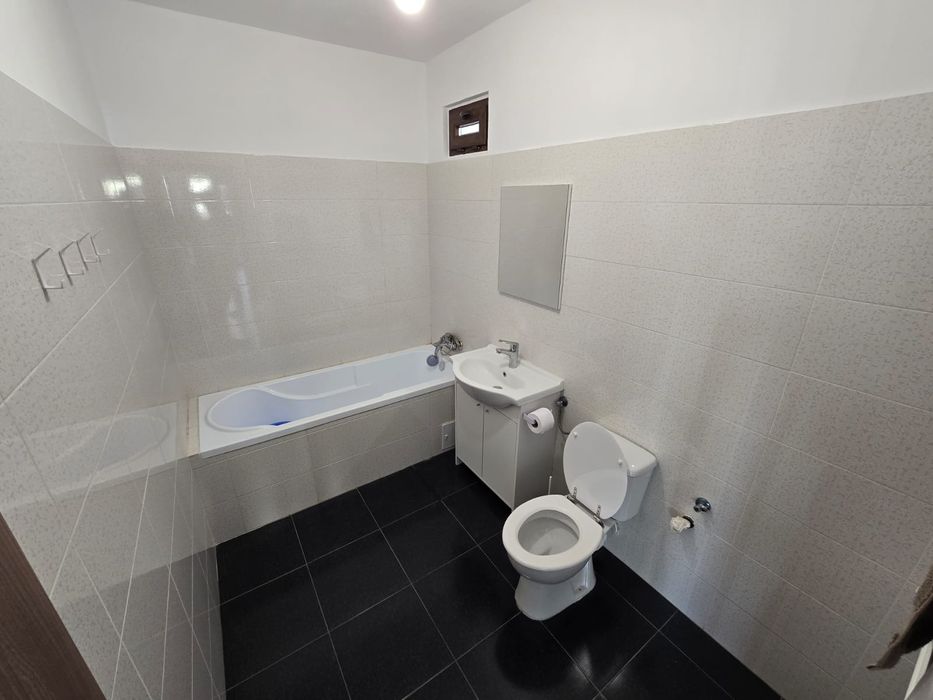 Proprietar Vând apartament Sânpetru