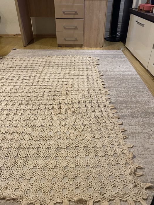 Vand fata de masa din borangic/marama lucrata manual