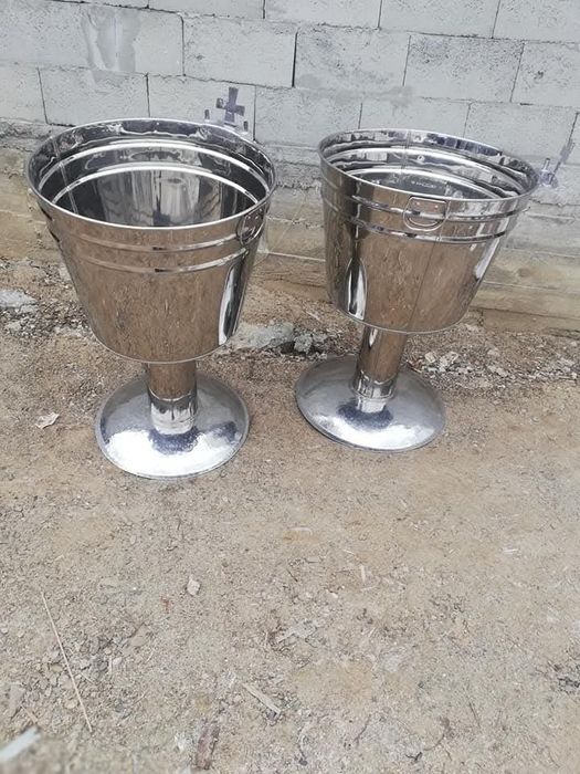 Vand cristelnite pentru botez di inox 
Auriu sau alb lucios avem toate