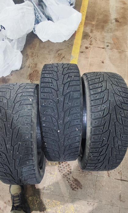 Продам 3шт. зимних шин Hankook