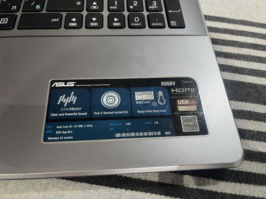 ASUS X550V 1tb - Перфектен