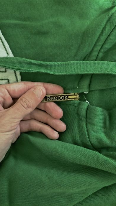 Суитшърти за момче (Reebok/LC Waikiki) на перфектна цена!