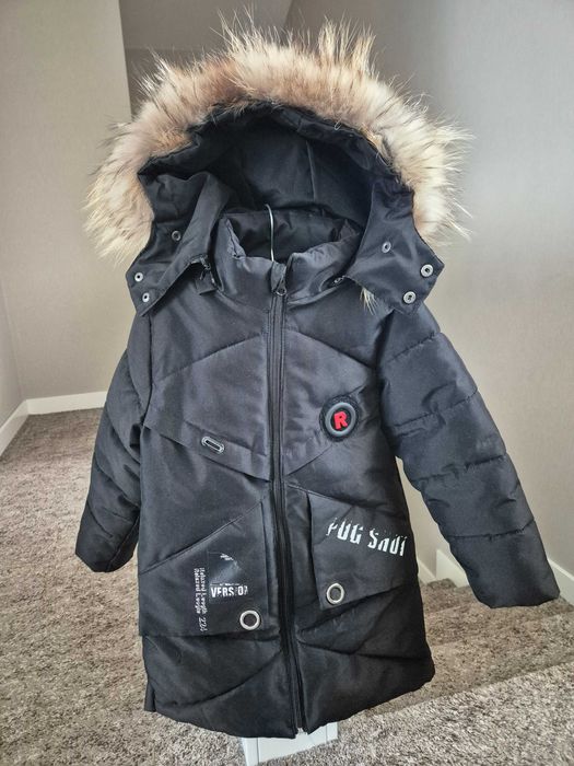 Зимно детско яке с качулка с пух от лисица