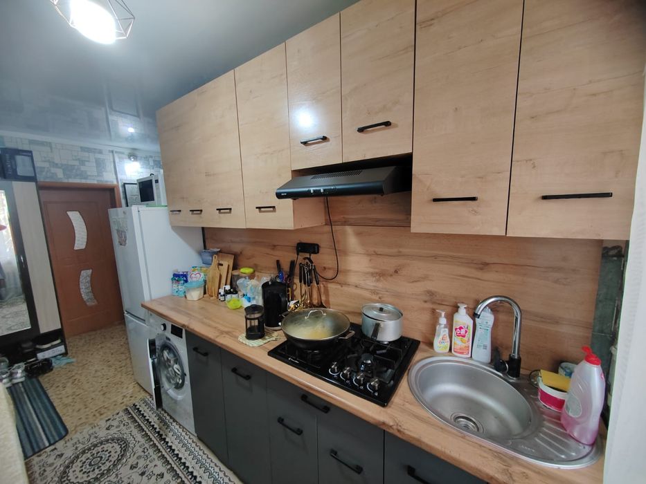 Продам квартиру 3 комнатную квартиру