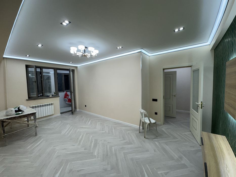 Продается квартира на Юнусабад 8 кв 1/5/12