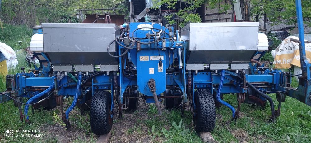 Semănătoare cu fertilizare Nardi