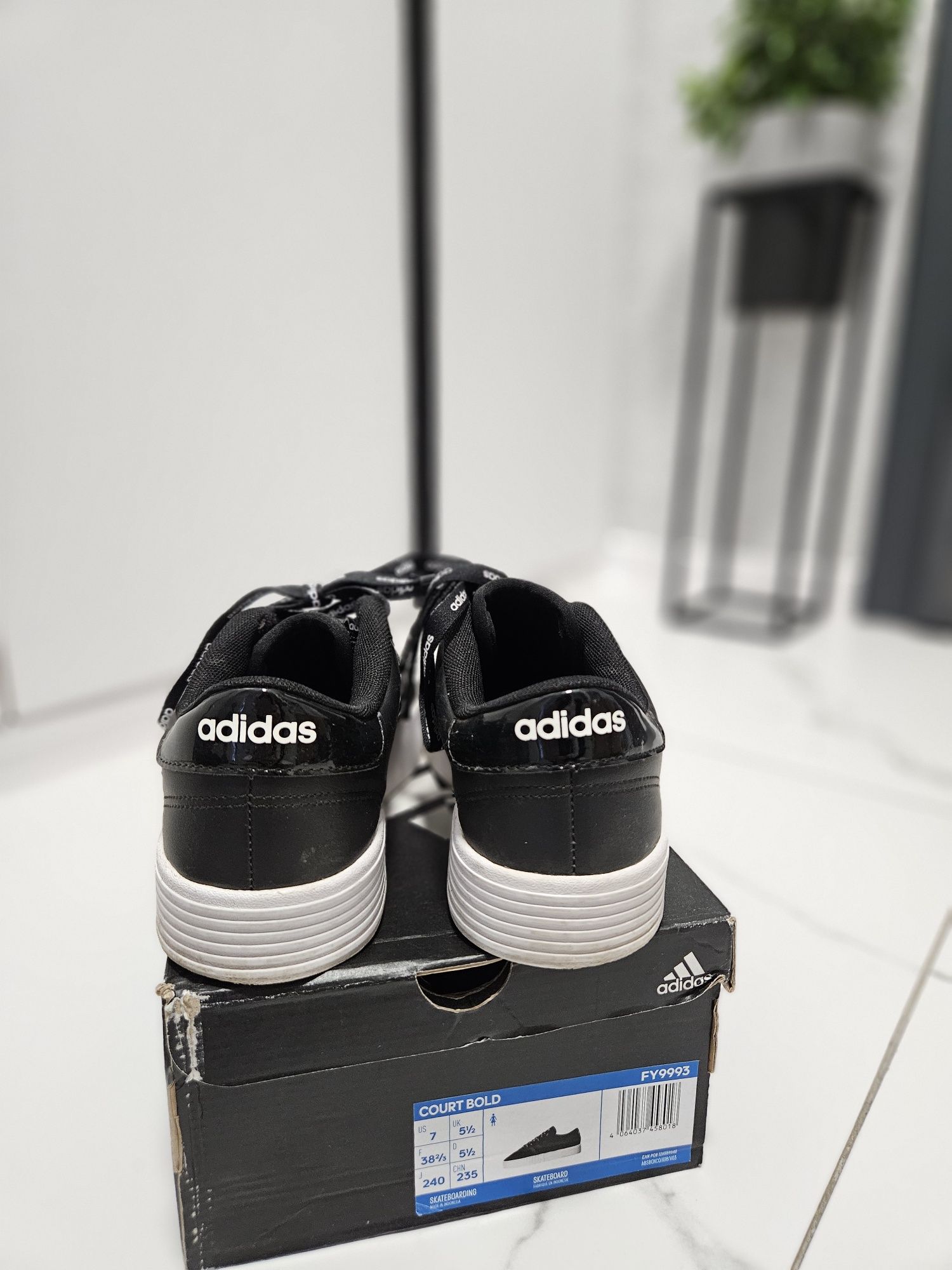 Маратонки Adidas