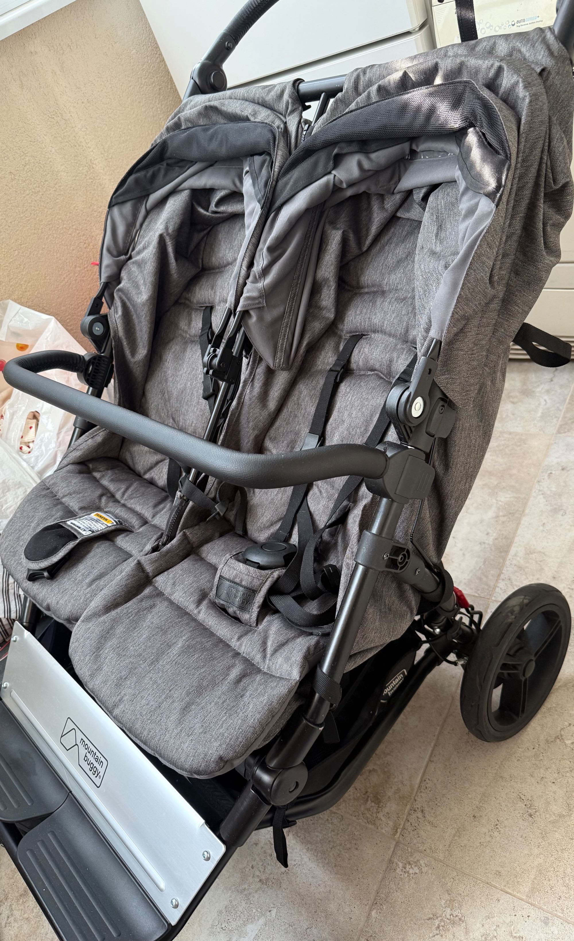 количка за близнаци mountain buggy duet luxury