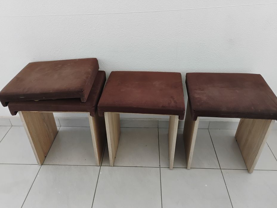 Taburet 3buc la preț 70lei toate