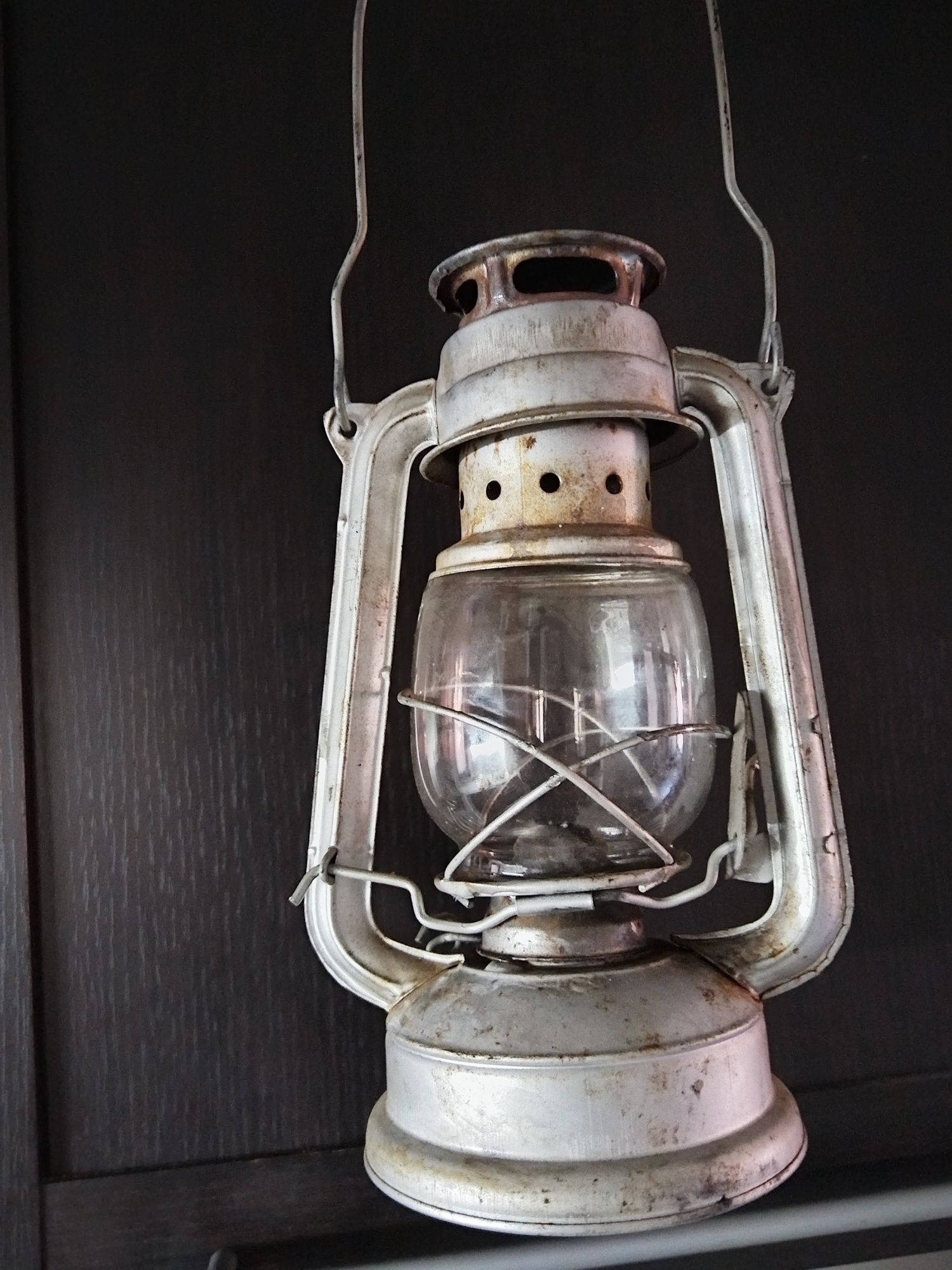 Cuier vechi,lampa,felinar gaz,masina vintage de gaurit manuala