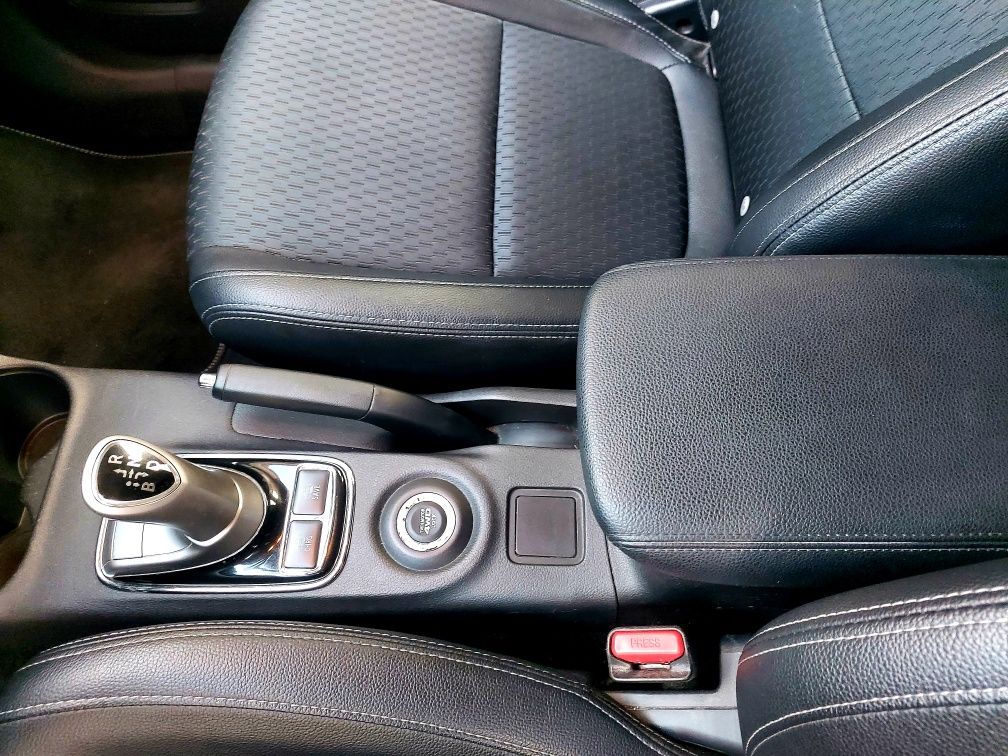Mitsubishi Outlander 2.0 phev plug in hibrid