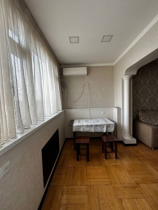 Центр, Госпитальный рынок 2/4/9.62м2. Срочно, своя.  Ипотека есть