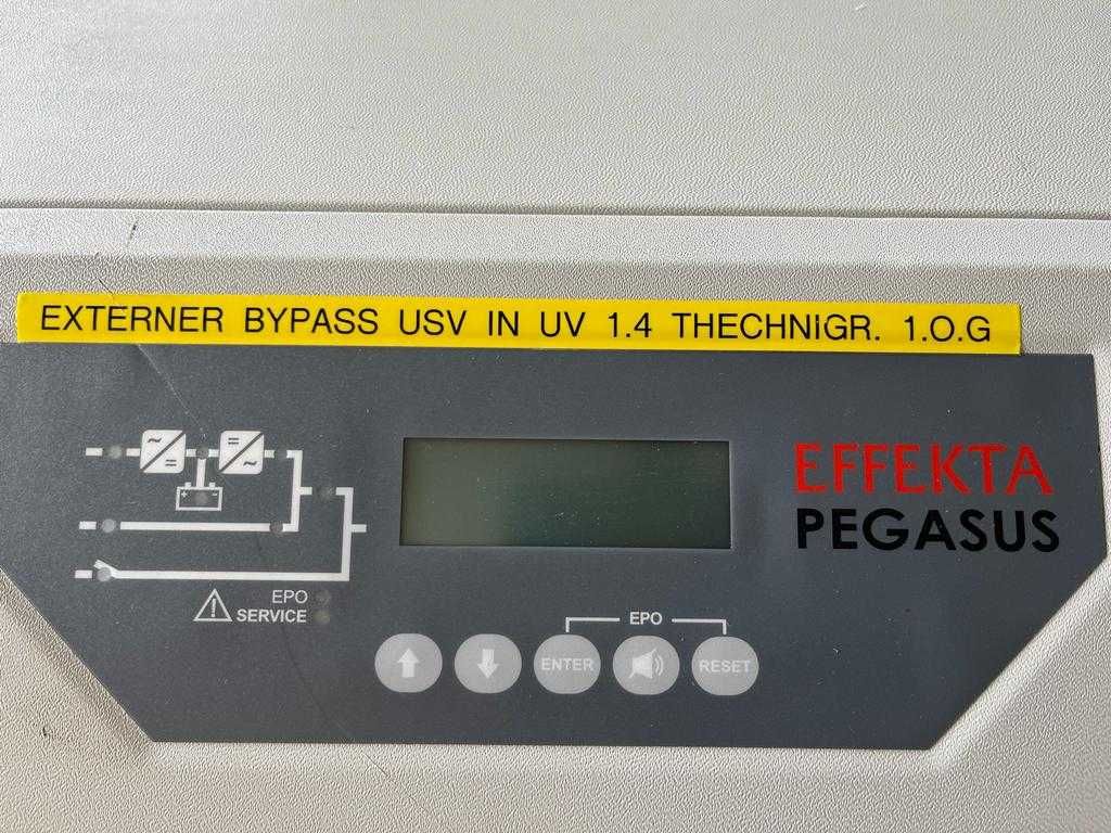 UPS Effekta Pegasus trifazat 10kWA - 8Kw