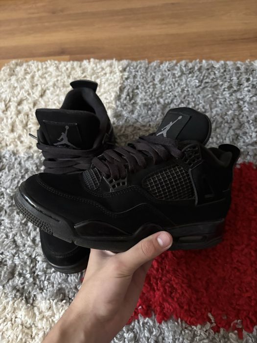 Jordan 4 Black Cat