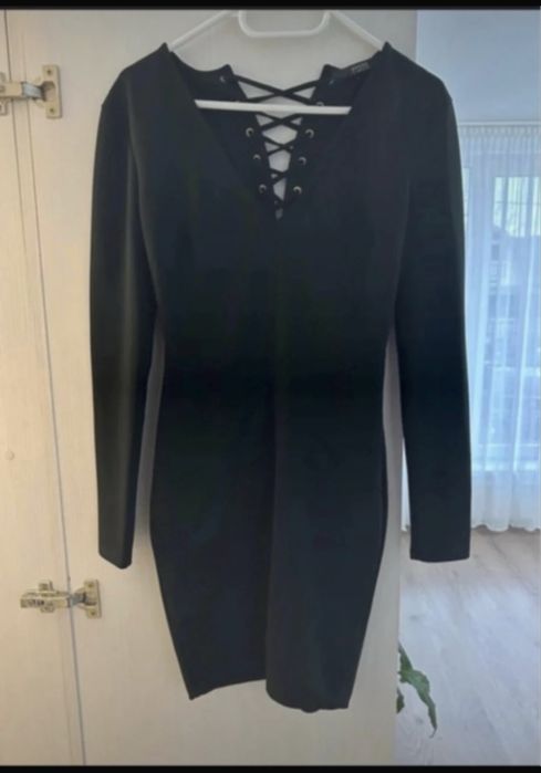 Rochie scurtă Guess