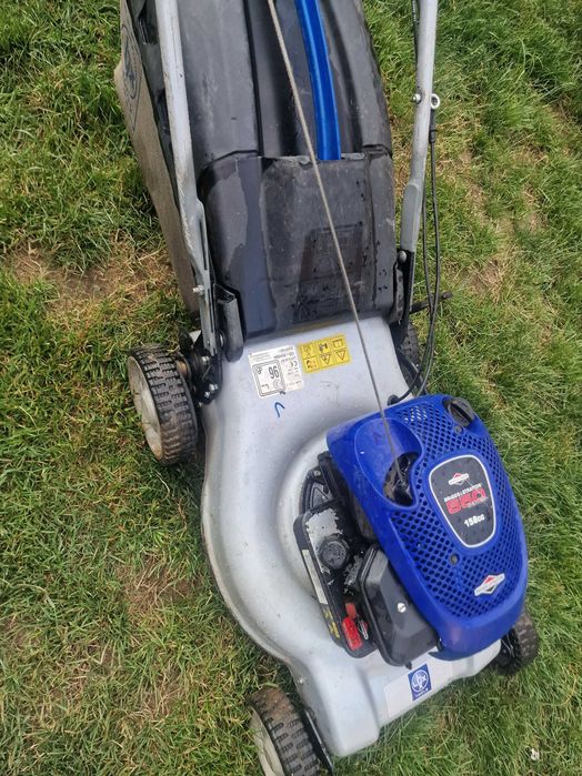 Masina de taiat iarba LUXTOOLS  pe benzina BRIGGS 3CP TRACTIUNE+COS