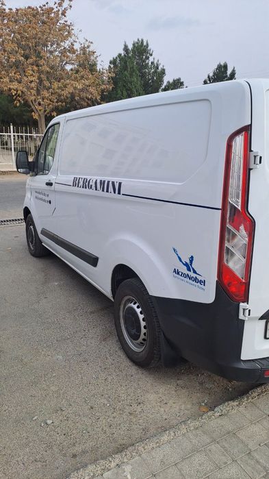 Ford sotiladi / Ford transit custom 2013