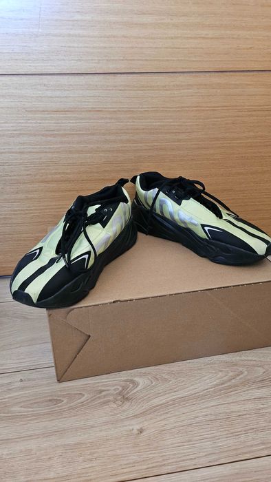 Маратонки adidas