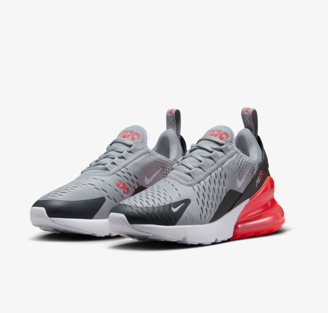 Дамски снекъри Nike Air Max 270