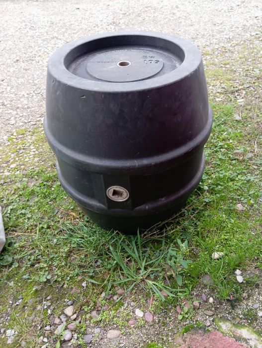 Vând butoi KEG 50L din inox alimentar