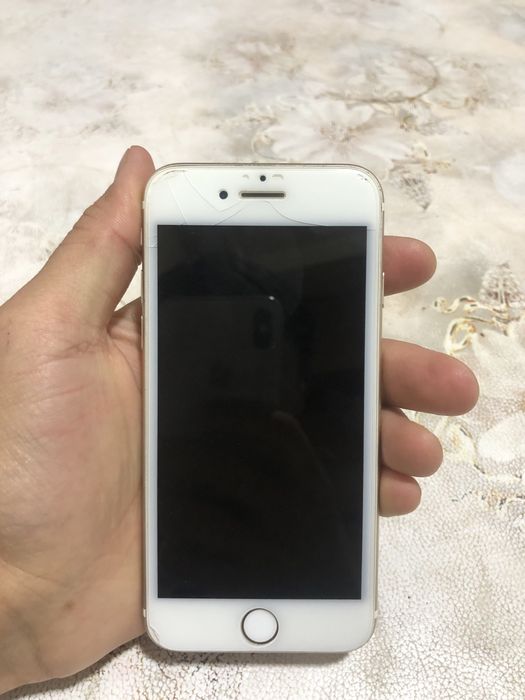 Iphone 7. 128gb xotira