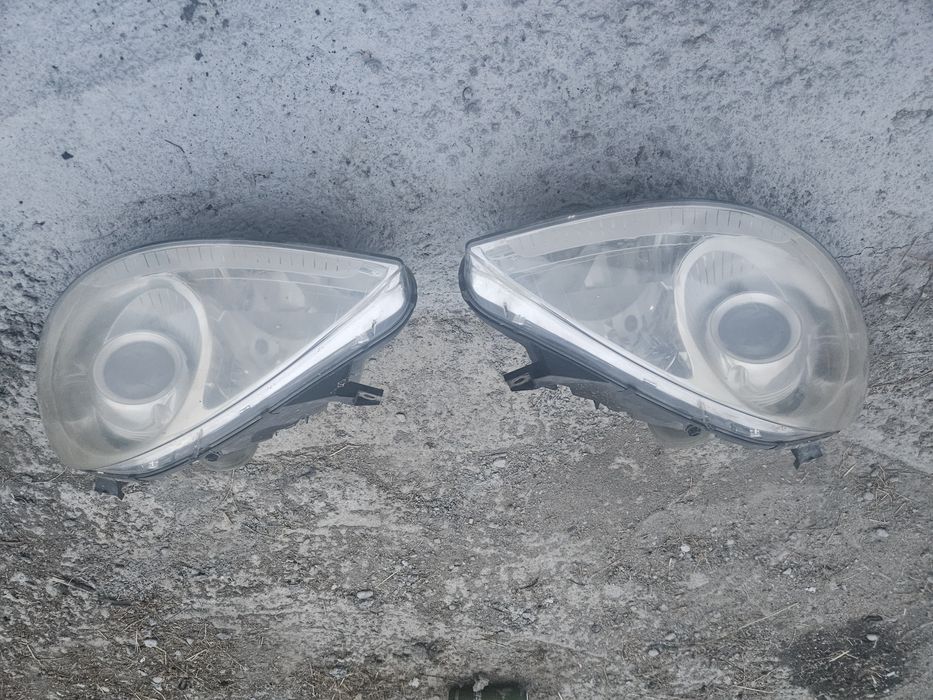 Faruri Peugeot 307 cu lupa facelift