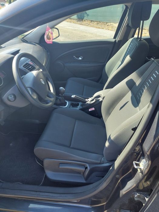 Renault Megan 1.9 dci, 131 cp, A/C, senzori parcare, Euro 5