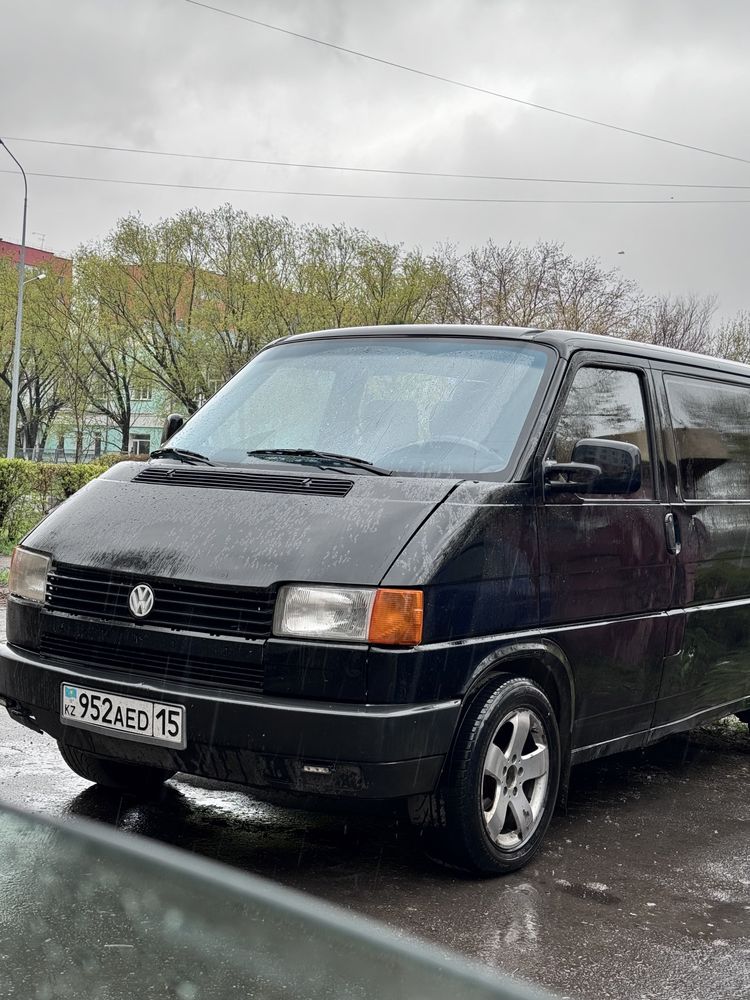 Volkswagen Transporter,1993 года