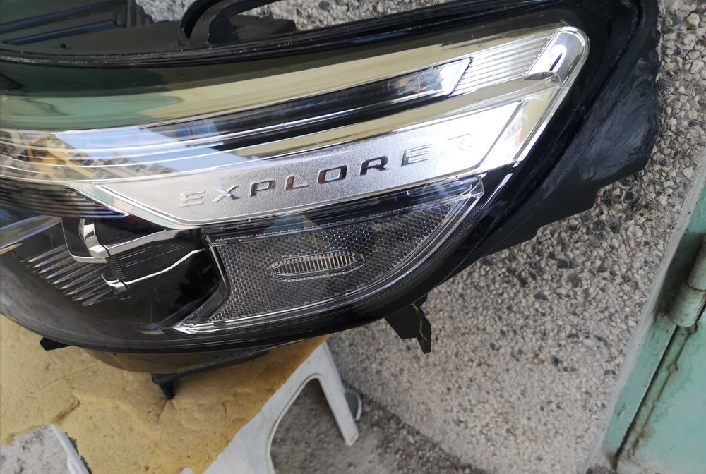 Оригинален фар Форд  Ford Explorer Full Led