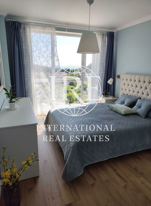 Продава се Тристаен апартамент в Варна, Бриз - 114 кв.м за 3422 €/кв.м - Снимка #3