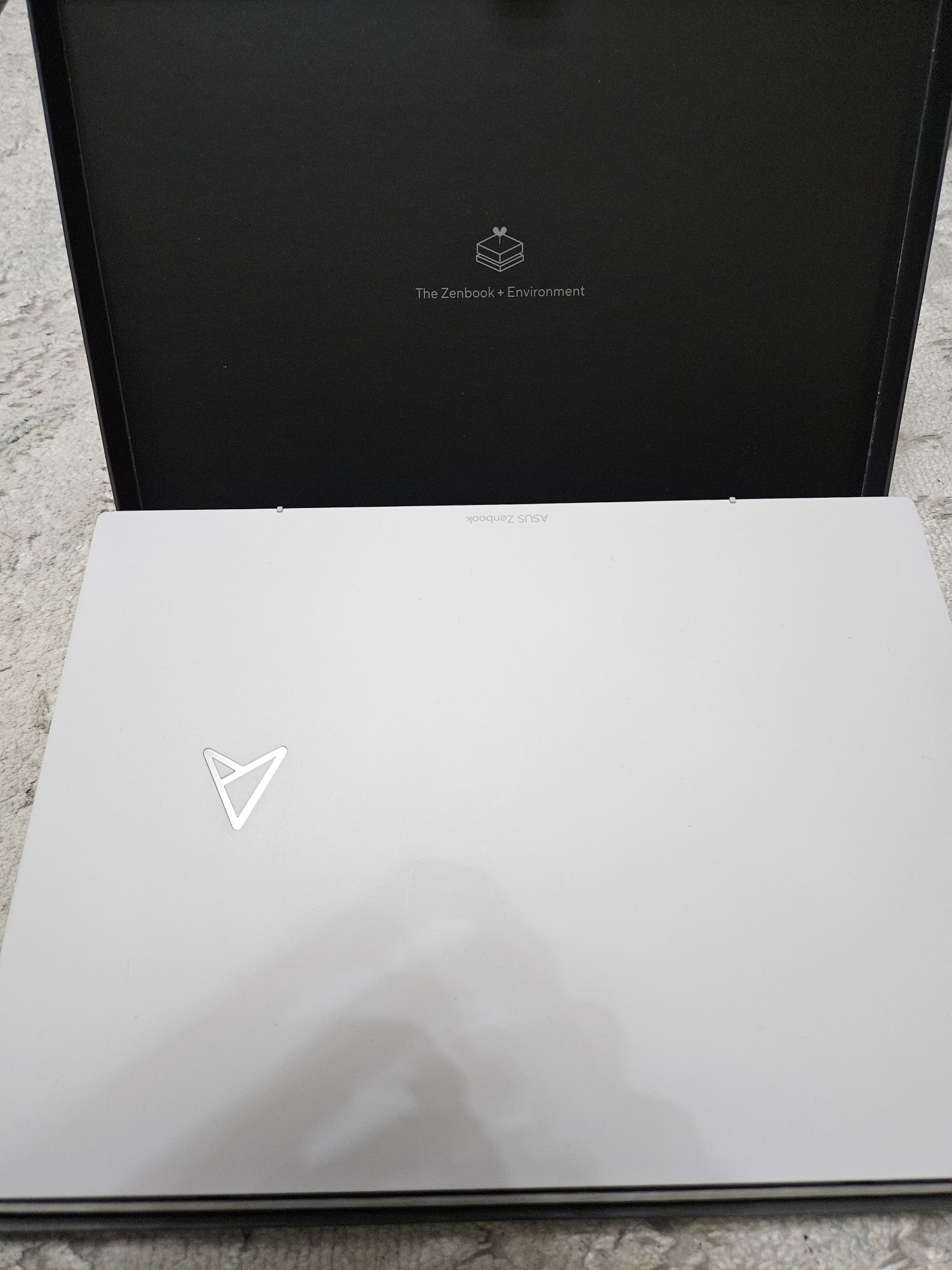 Zenbook S13 Oled сенсорный 16/512GB Ryzen 5 6600U