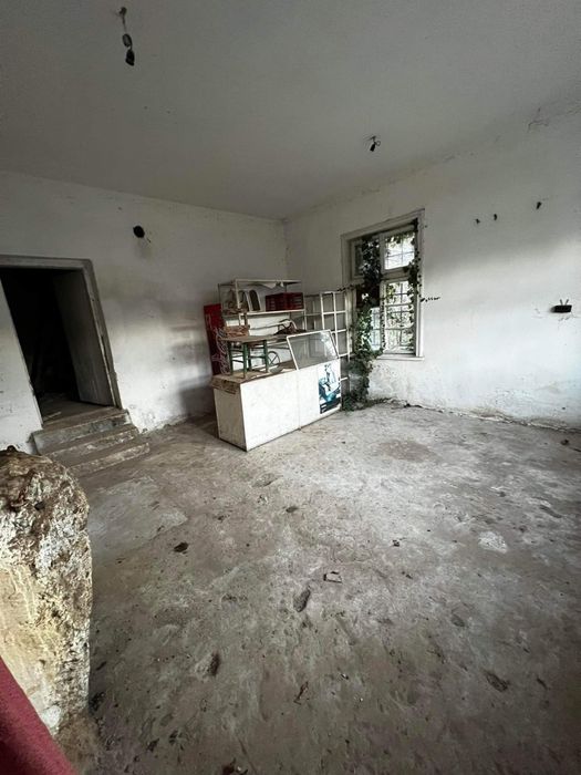 Продава се Къща в с. Осен, Област Враца - 250 кв.м за 66 €/кв.м - Снимка #6