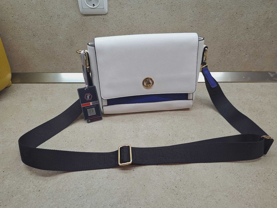 чанта дамска чисто нова,неупотребявана  U.S.Polo Silver