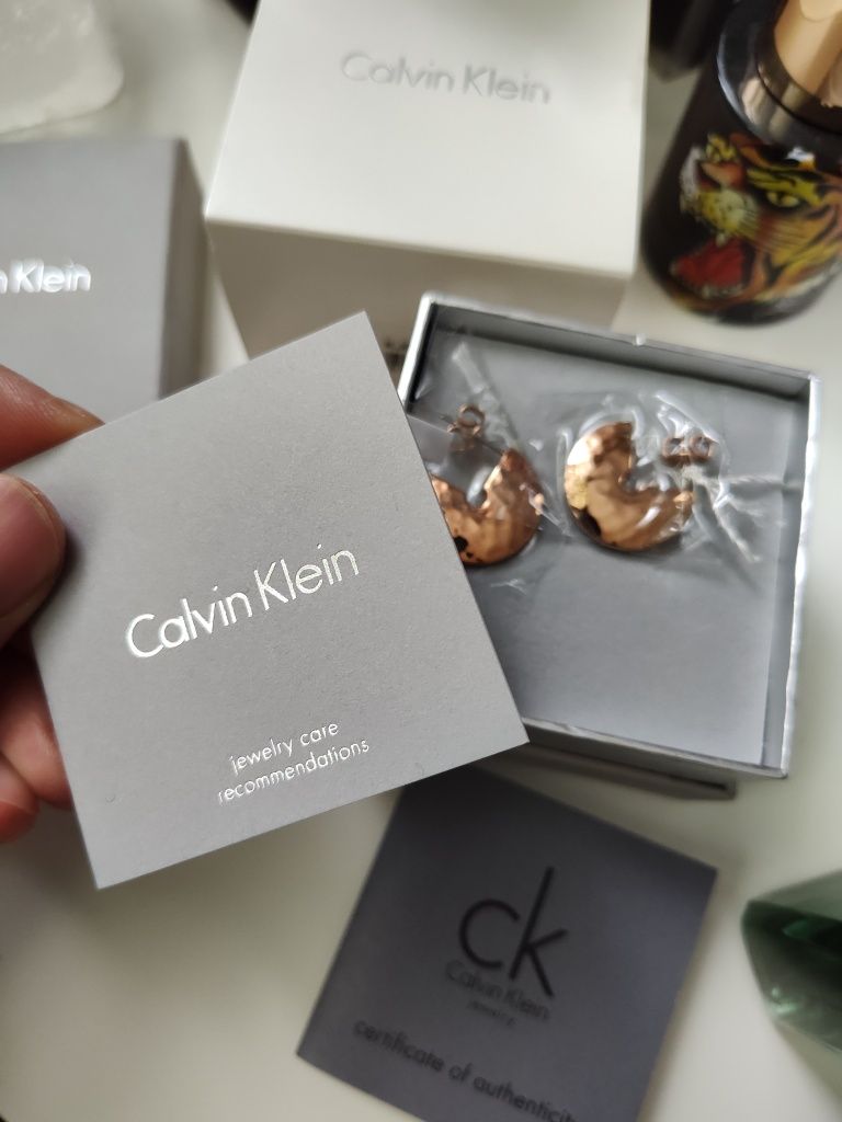 США Новый дизайнерские серьги Calvin Klein Бижутерия Своя цена 150$