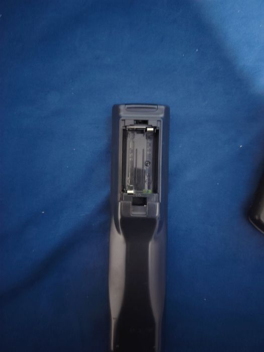 Telecomenzi Panasonic, Sony Hitachi