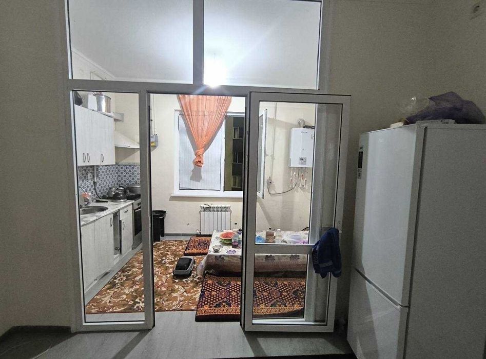 3 хонали квартира сотилади