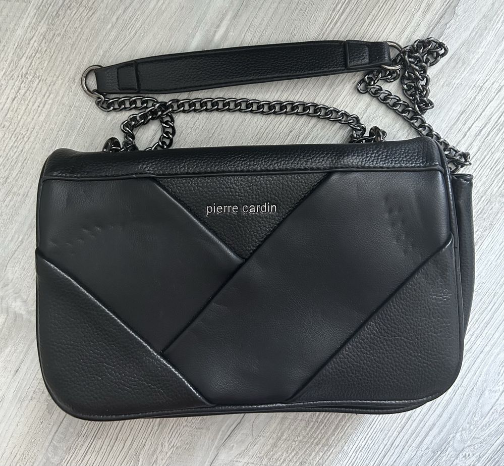 Продавам чанта Pierre Cardin