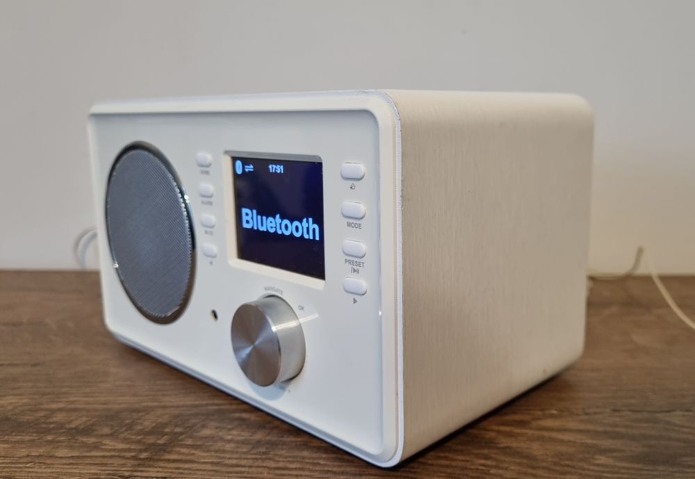 Internet Radio cu FM si Bluetooth TCM Tchibo