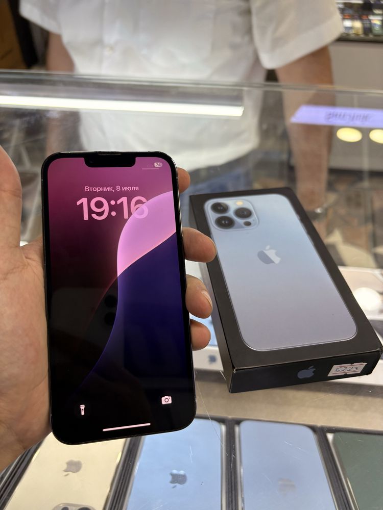 iPhone 13 Pro 128 gb blue