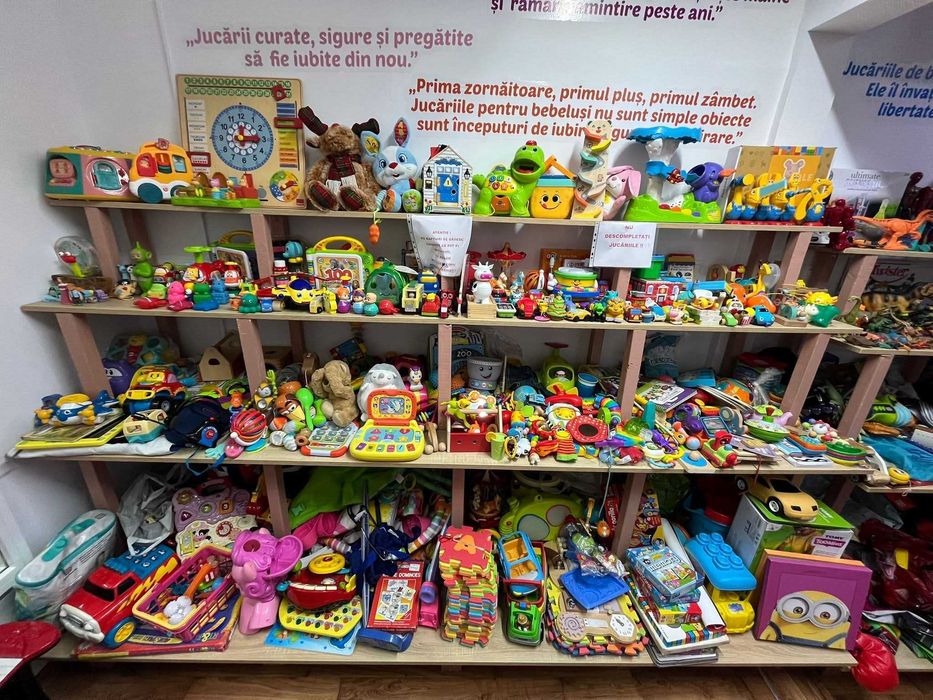 Vând lot jucarii