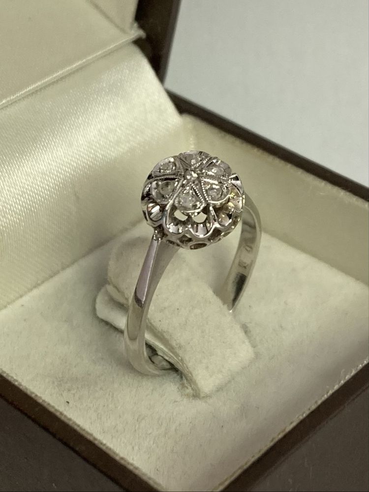 Inel  aur alb 18kt. cu diamante
