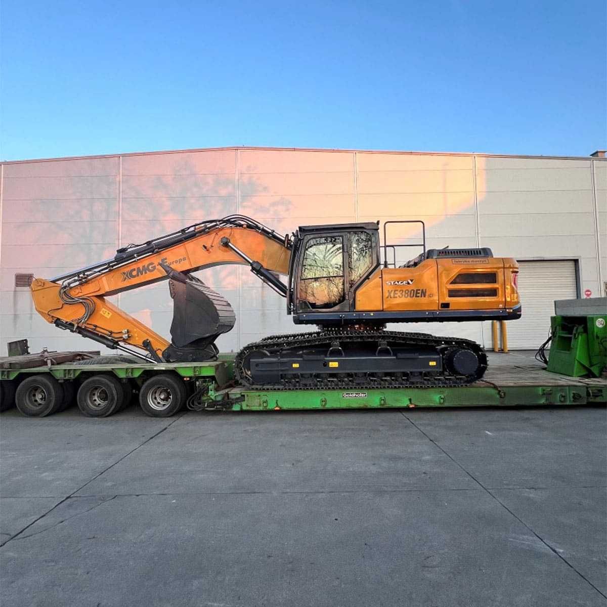 Excavator pe senile XCMG XE380E, 40t , cupa 2,2 mc ( Nou - Stoc )