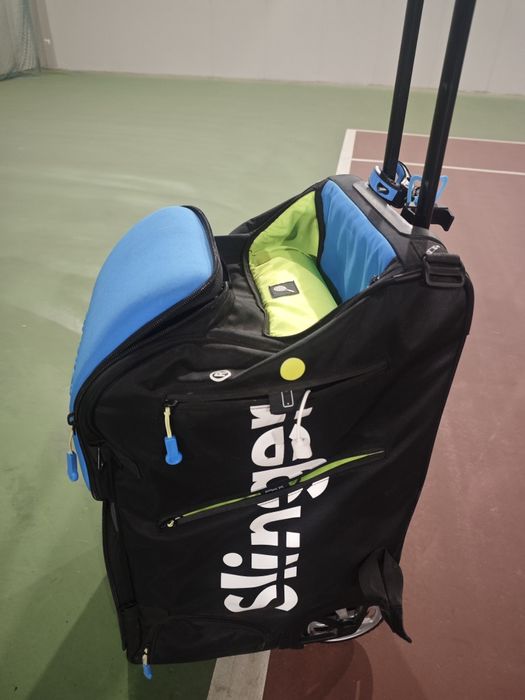 Slinger profesional tenis